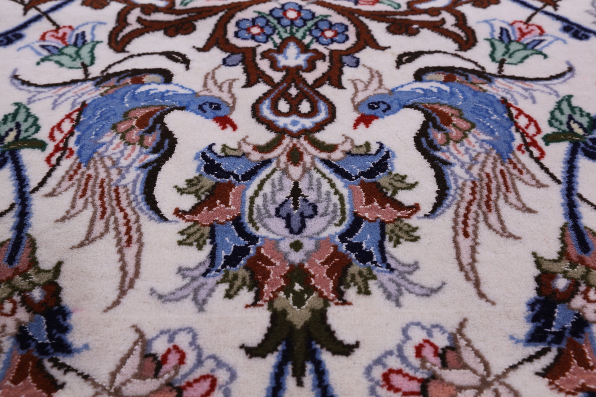 Ivory Signed Isfahan Authentic Persian Hand Knotted Wool & Silk Area Rug - 5' 1" X 7' 10" - Golden Nile