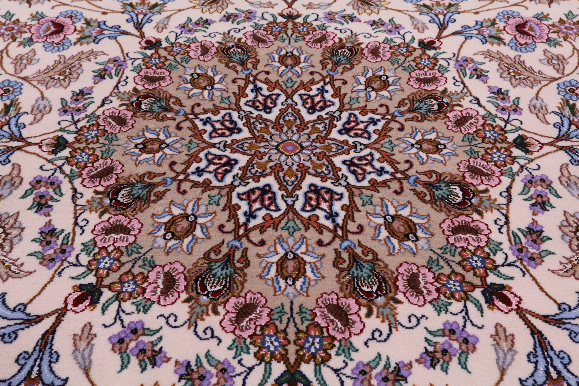 Ivory Signed Isfahan Authentic Persian Hand Knotted Wool & Silk Area Rug - 5' 1" X 7' 7" - Golden Nile