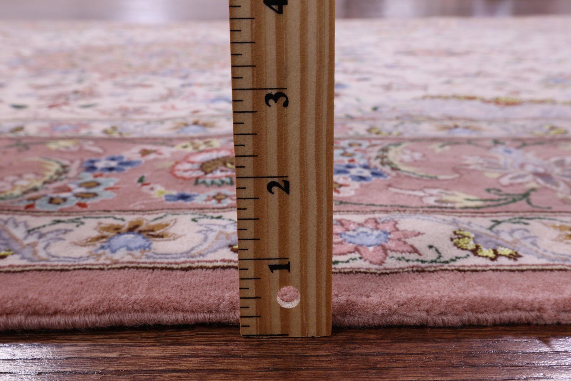 Ivory Signed Isfahan Authentic Persian Hand Knotted Wool & Silk Area Rug - 4' 3" X 6' 8" - Golden Nile