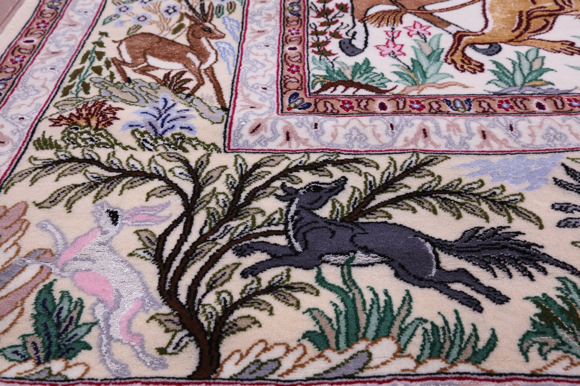Signed Isfahan Authentic Persian Hunting Scene Hand Knotted Wool & Silk Area Rug - 5' 0" X 7' 10" - Golden Nile