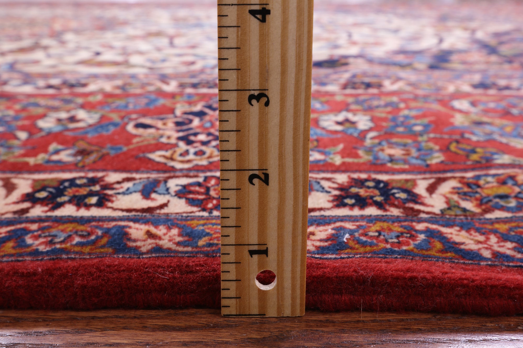 Ivory Antique Isfahan Persian Hand Knotted Area Rug - 7' 1" X 10' 6" - Golden Nile