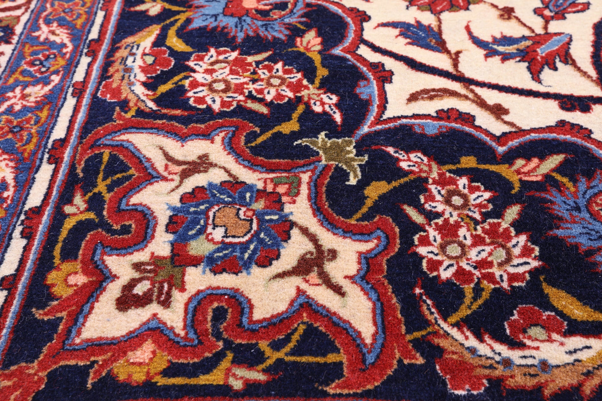 Ivory Antique Isfahan Persian Hand Knotted Area Rug - 7' 1" X 10' 6" - Golden Nile