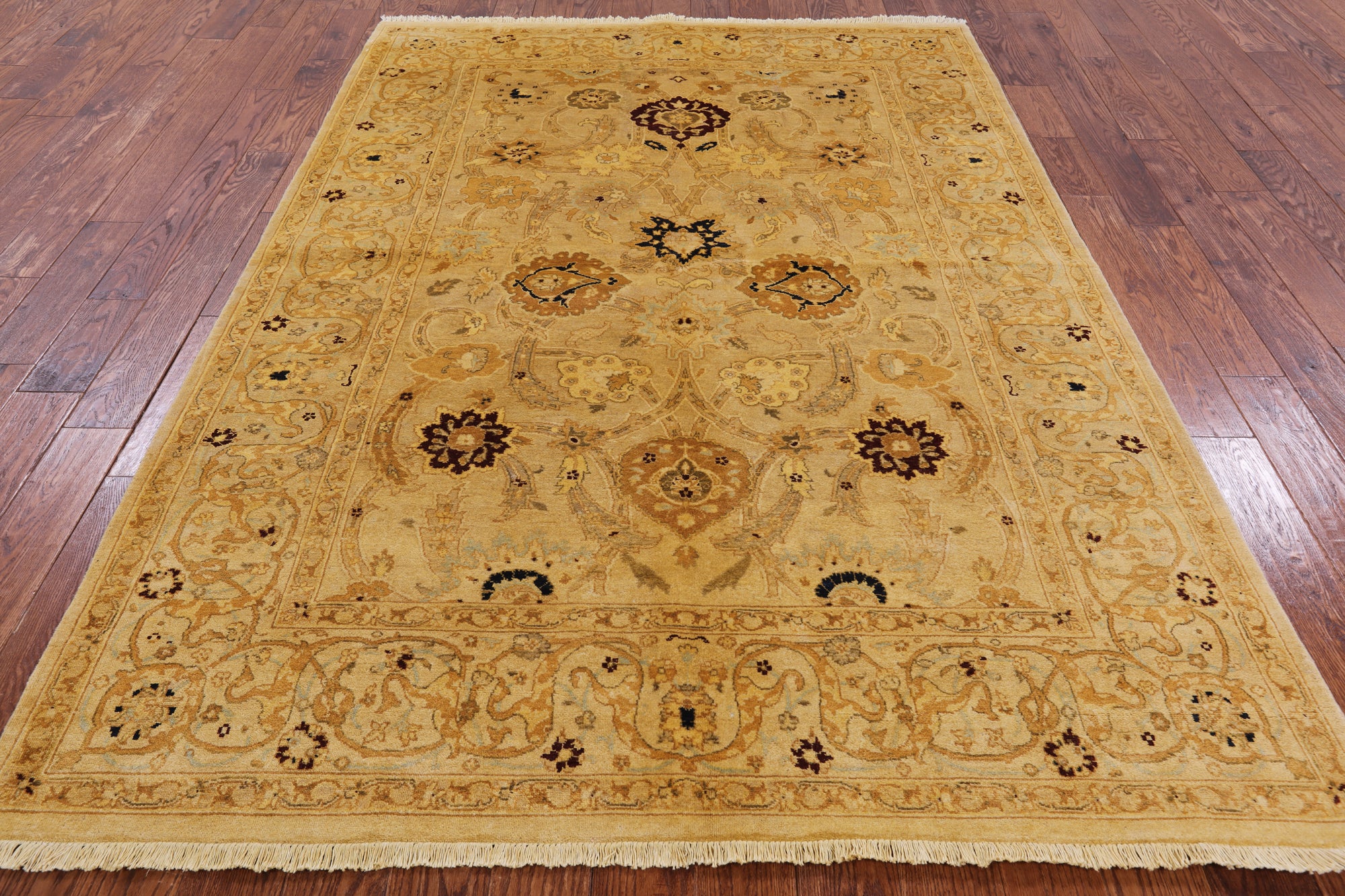 Peshawar Hand Knotted Wool Rug - 6' 3" X 8' 10" - Golden Nile