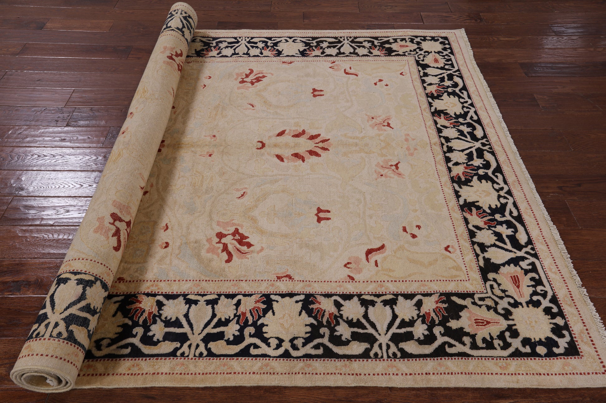 Ivory Peshawar Handmade Wool Area Rug - 6' 1" X 9' 0" - Golden Nile