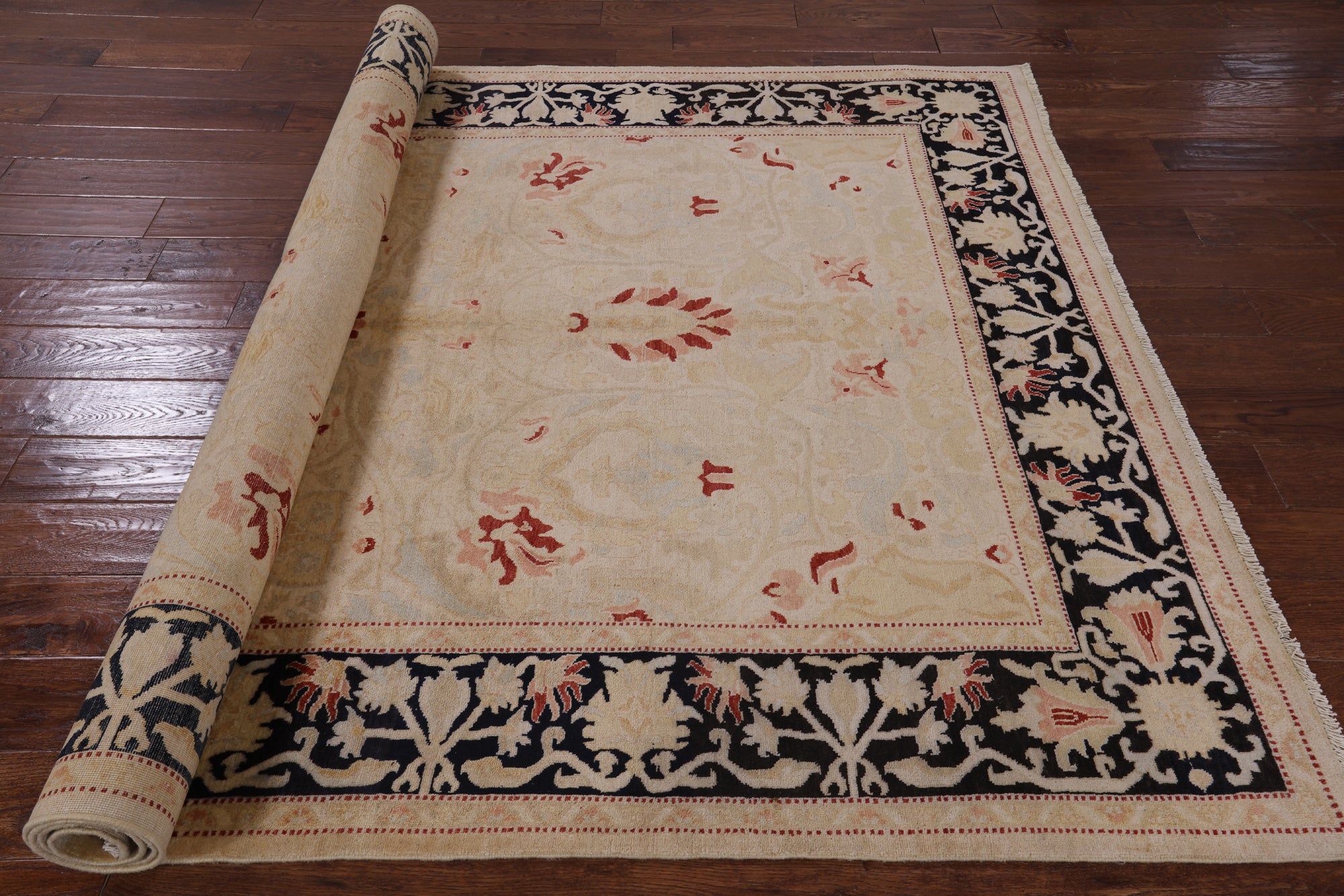 Ivory Peshawar Handmade Wool Area Rug - 6' 1" X 9' 0" - Golden Nile