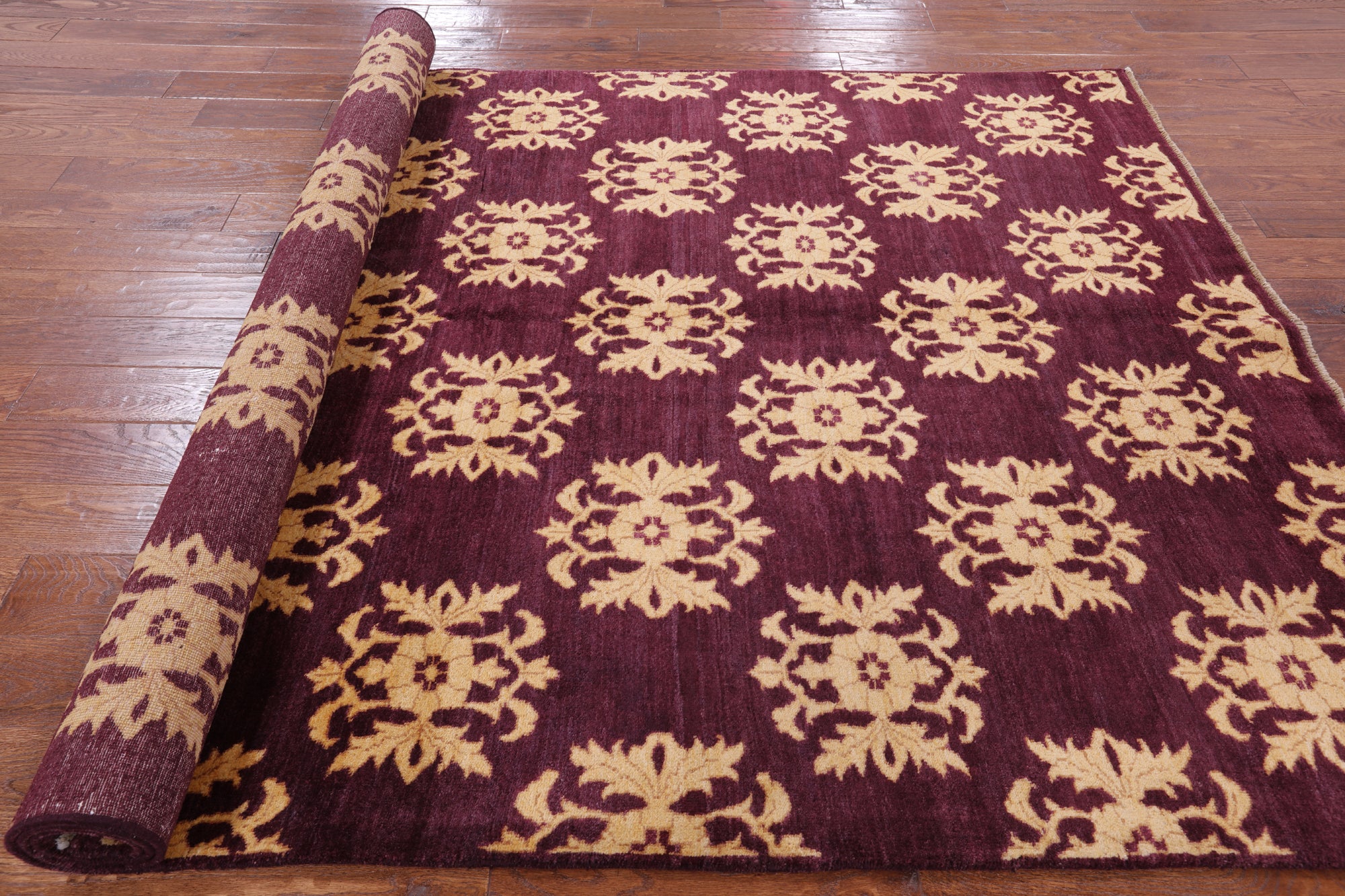 Peshawar Handmade Wool Area Rug - 6' 1" X 9' 1" - Golden Nile
