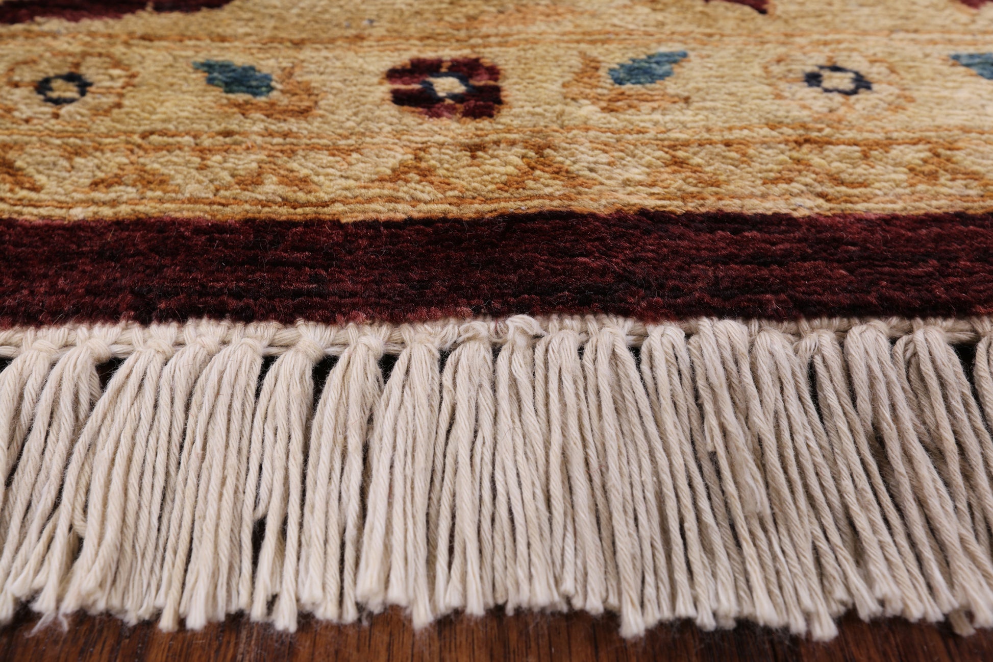 Red Chobi Peshawar Handmade Wool Area Rug - 6' 0" X 9' 0" - Golden Nile