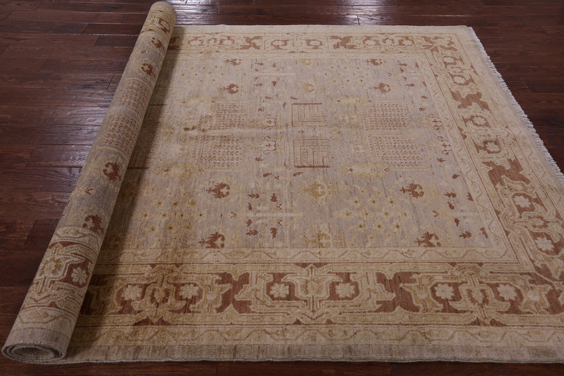 Peshawar Hand-Knotted Wool Rug - 6' 2" X 9' 0" - Golden Nile