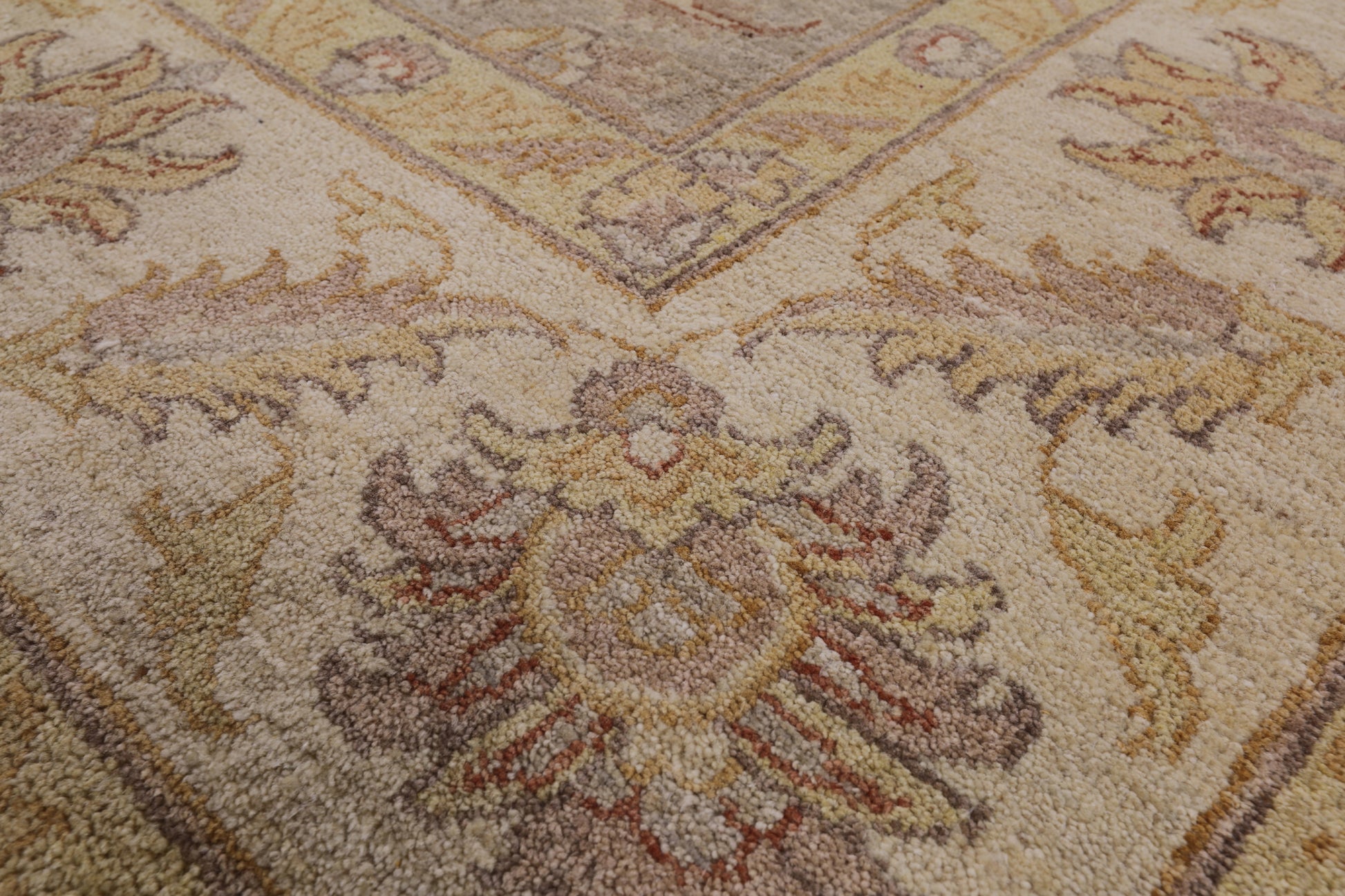 Grey Peshawar Hand Knotted Wool Area Rug - 8' 1" X 10' 1" - Golden Nile