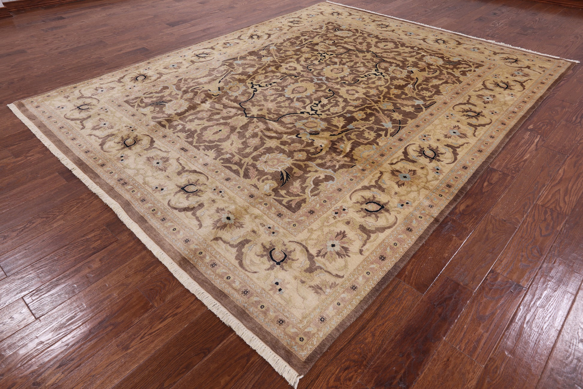 Peshawar Handmade Wool Area Rug - 8' 0" X 10' 3" - Golden Nile