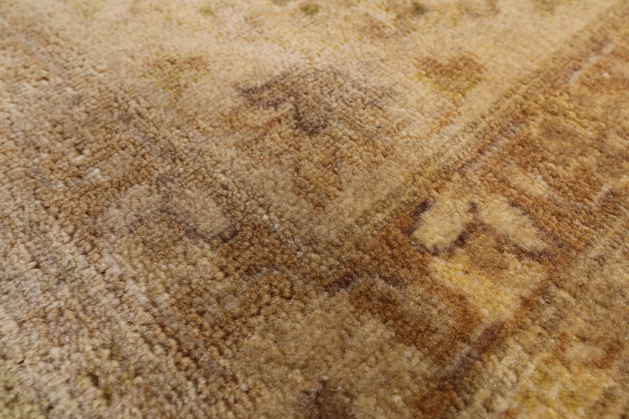 Peshawar Handmade Wool Area Rug - 8' 10" X 12' 1" - Golden Nile