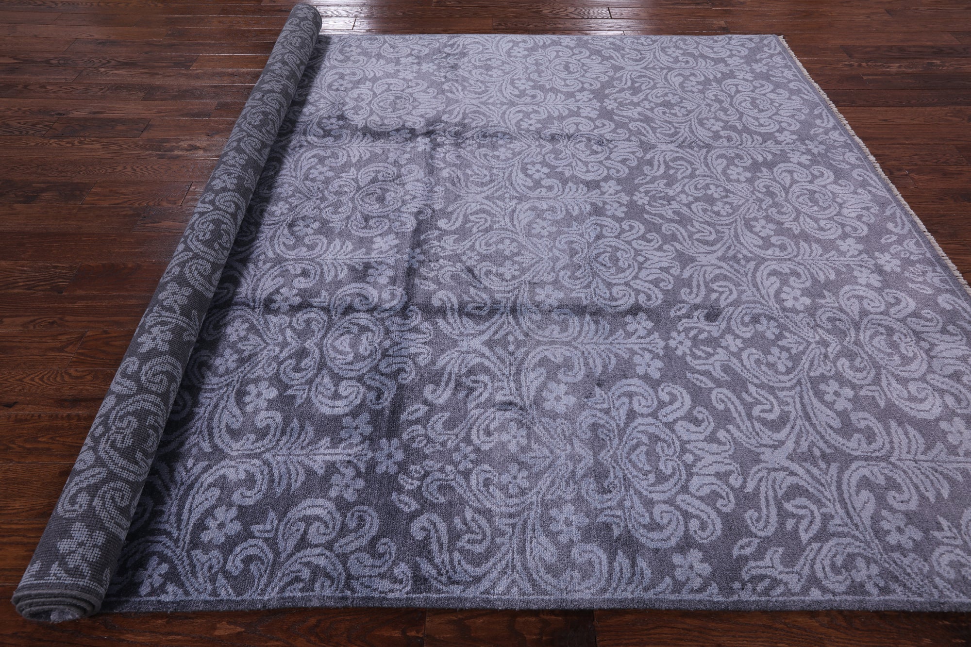 Grey Persian 100% Silk Handmade Rug - 7' 11" X 9' 11'' - Golden Nile