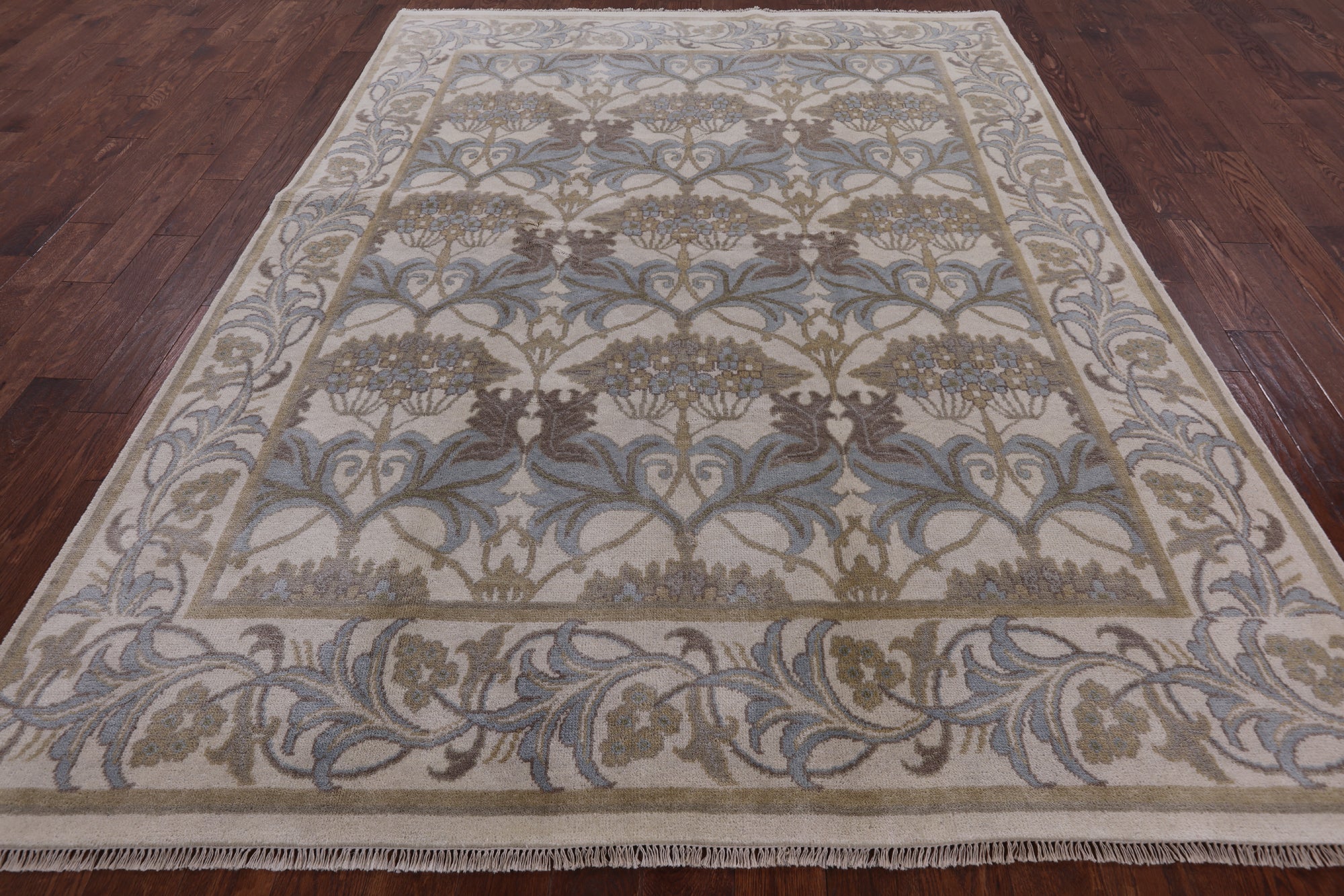 Ivory William Morris Handmade Wool Rug - 7' 7" X 10' 0" - Golden Nile