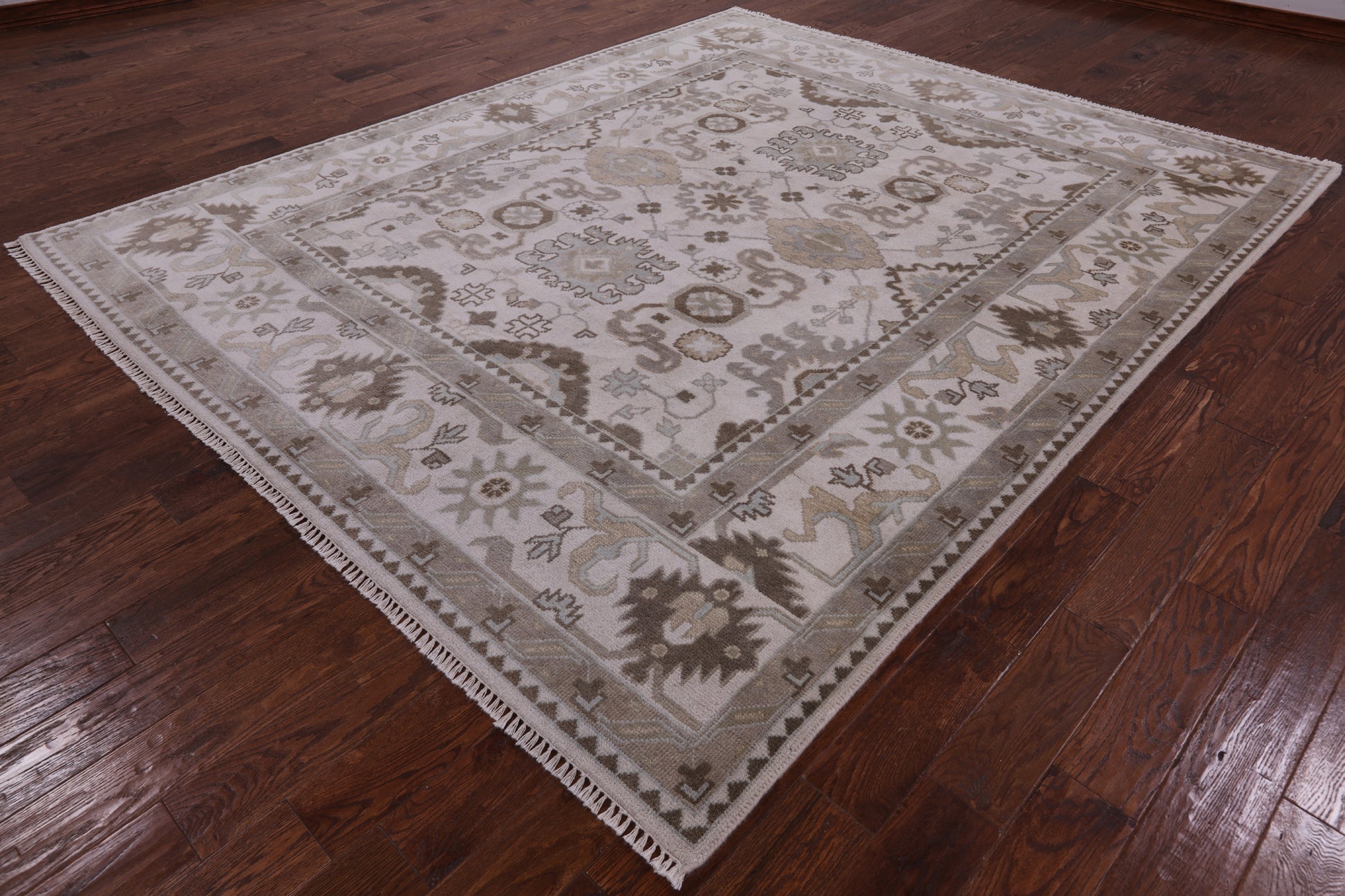 Ivory Turkish Oushak Hand Knotted Wool Rug - 8' 2" X 9' 10" - Golden Nile