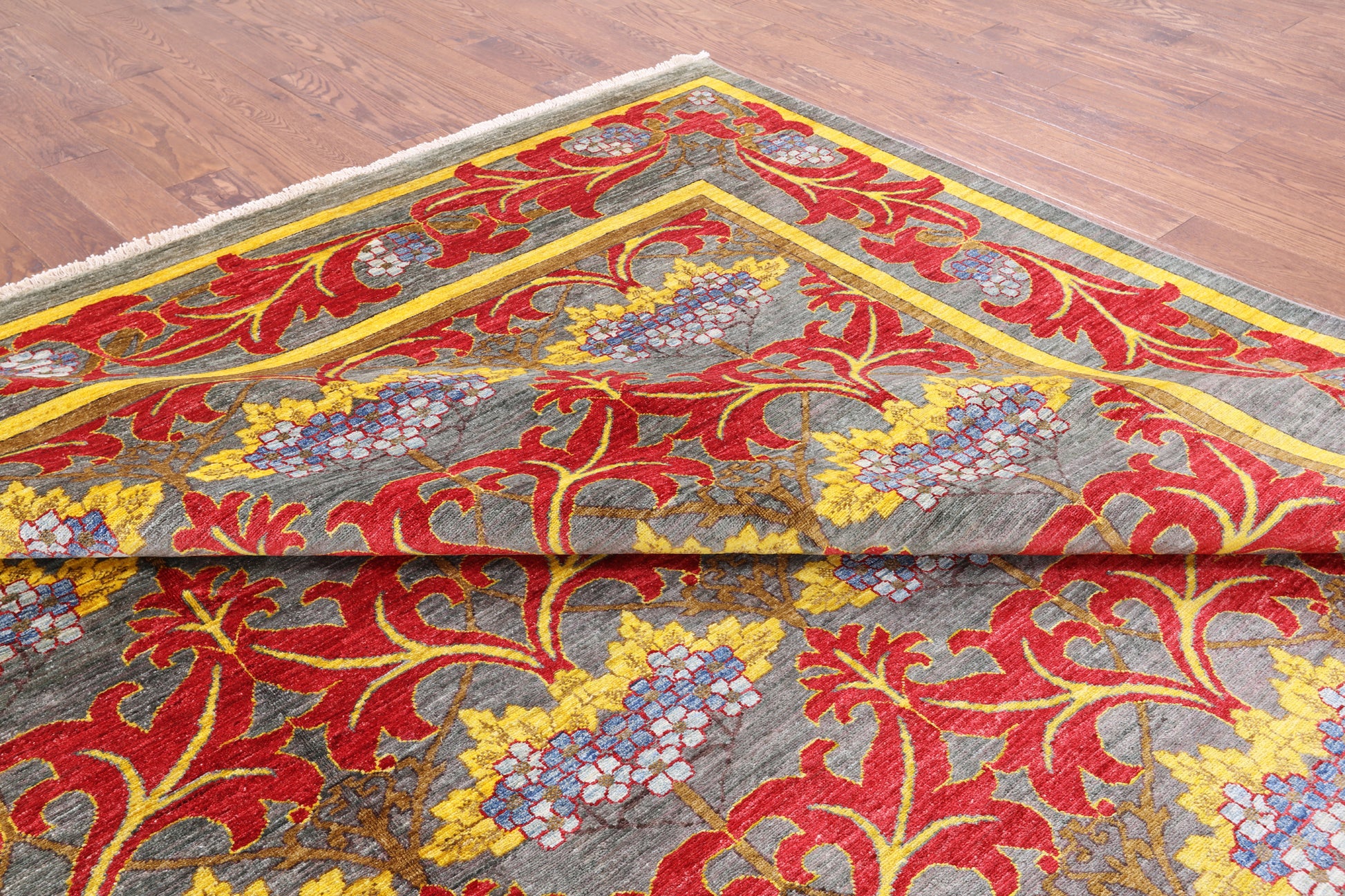 William Morris Hand Knotted Wool Area Rug - 9' 10" X 13' 7" - Golden Nile