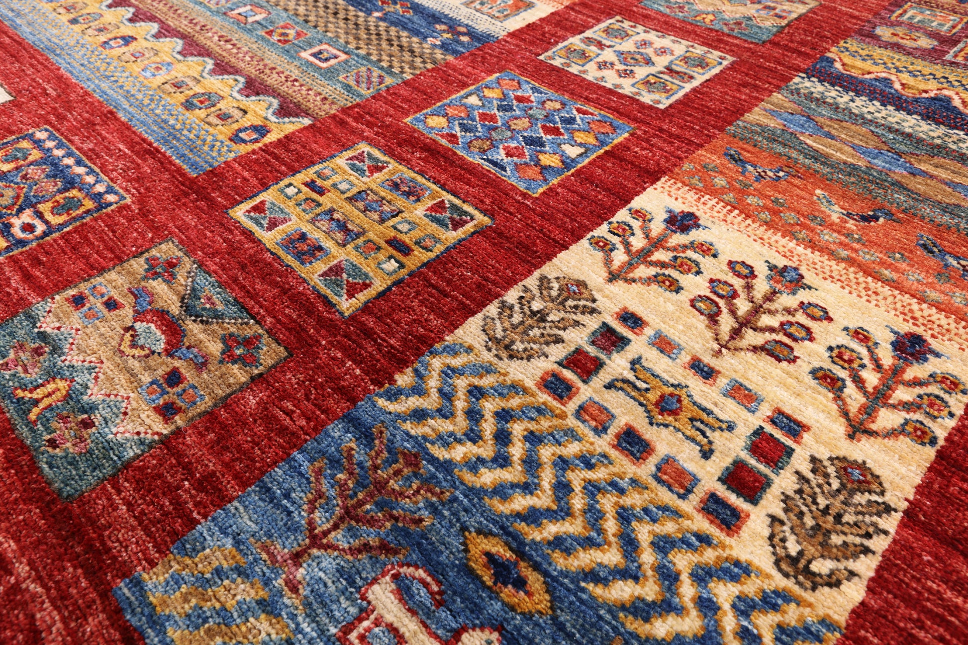 Tribal Persian Gabbeh Handmade Wool Rug - 7' 0" X 9' 6" - Golden Nile