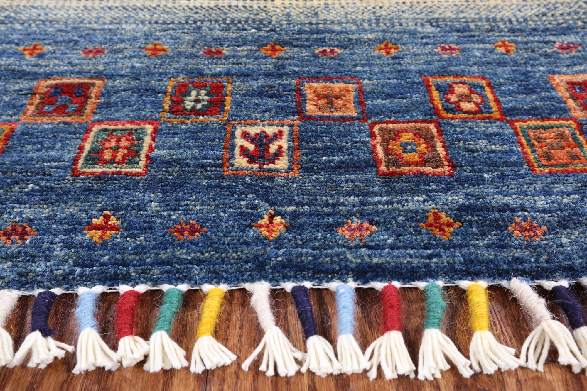 Tribal Persian Gabbeh Hand Knotted Wool Rug - 5' 11" X 7' 11" - Golden Nile