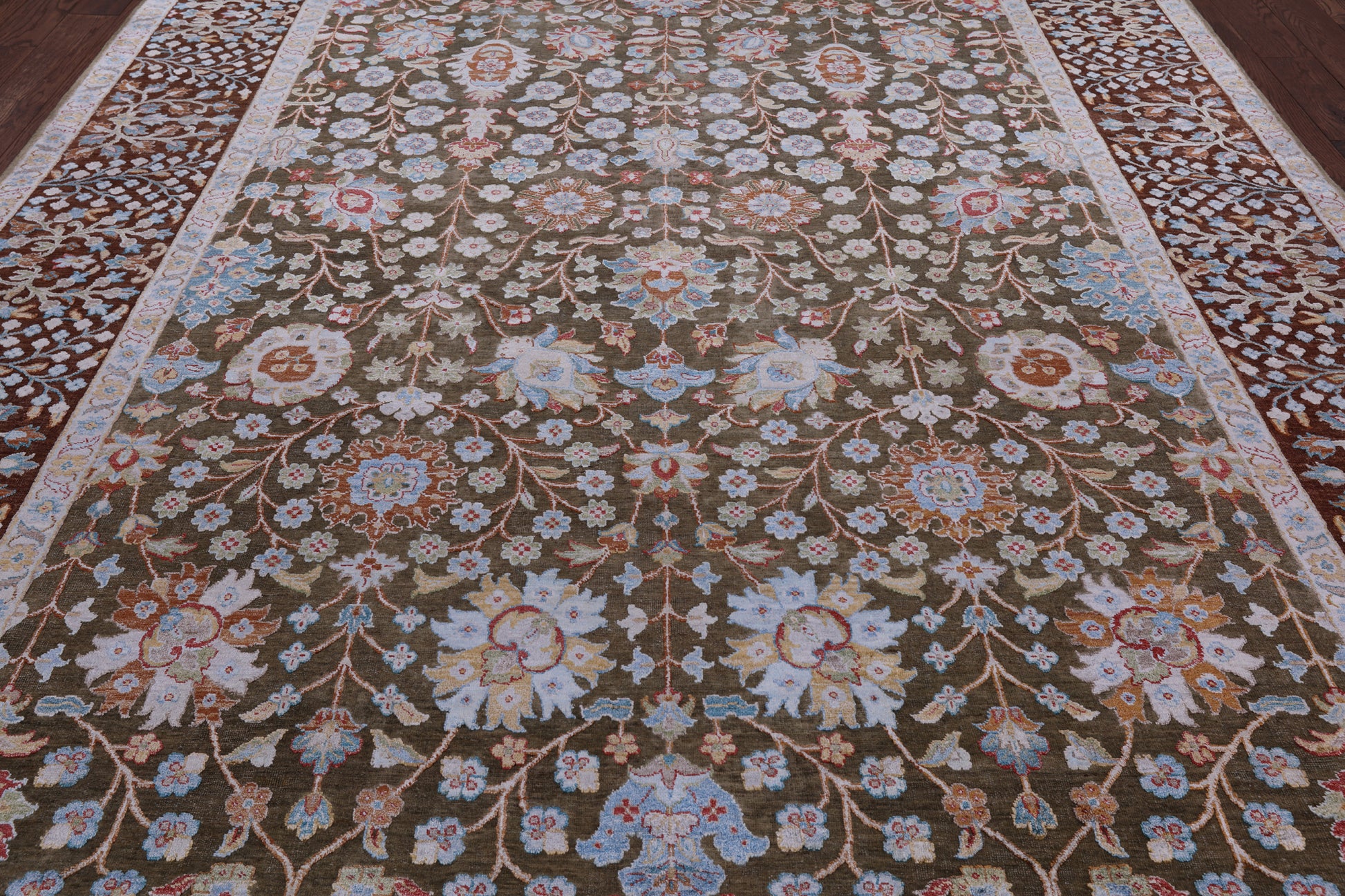 Persian Hand Knotted Wool & Silk Area Rug - 8' 11" X 11' 10" - Golden Nile