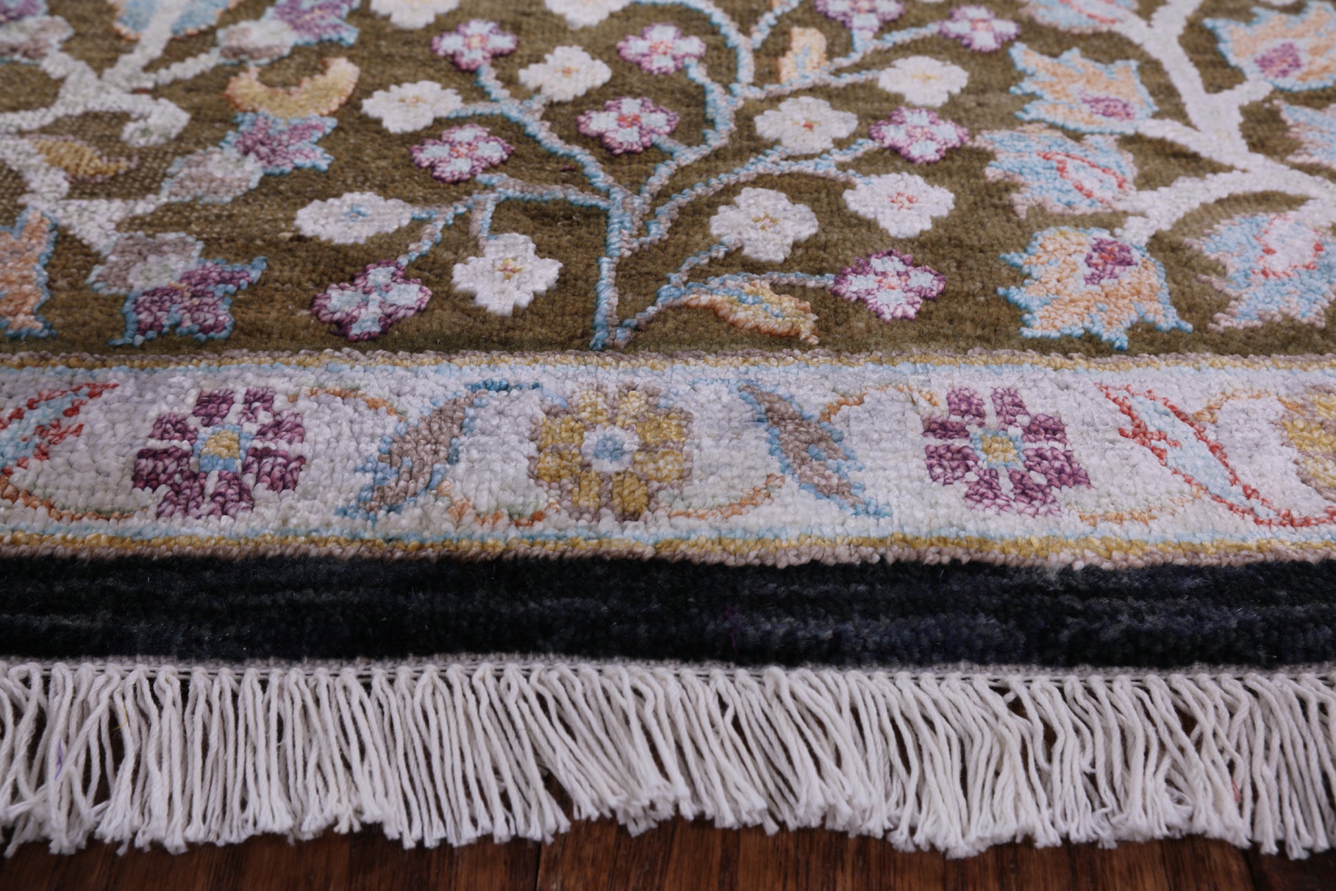 Pure Silk With Oxidized Wool Handmade Area Rug - 8' 1" X 10' 0" - Golden Nile