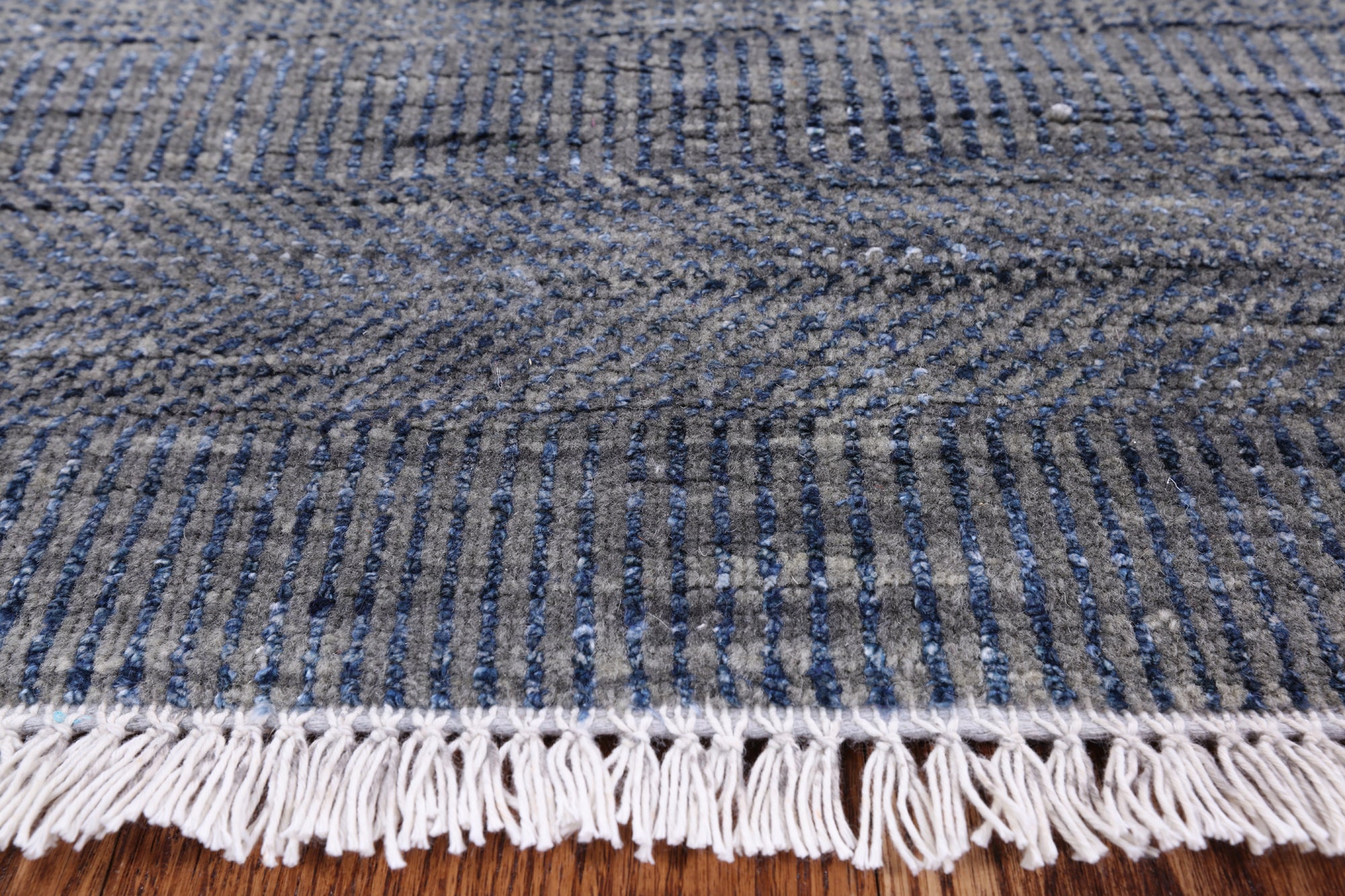 Grey Savannah Grass Handmade Wool & Silk Rug - 8' 3" X 10' 0" - Golden Nile