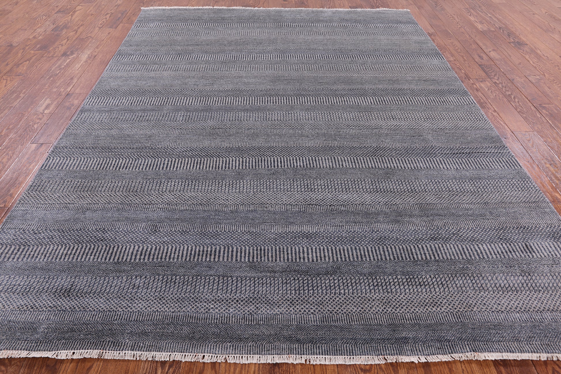 Grey Savannah Grass Hand Knotted Wool & Silk Area Rug - 8' 0" X 10' 4" - Golden Nile
