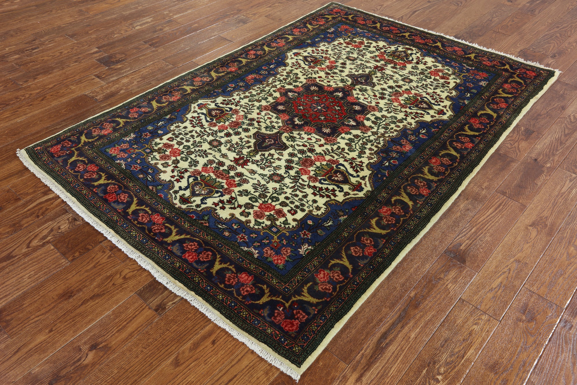 New Authentic Persian Sarouk Hand Knotted Rug - 4' 11" X 7' 3" - Golden Nile